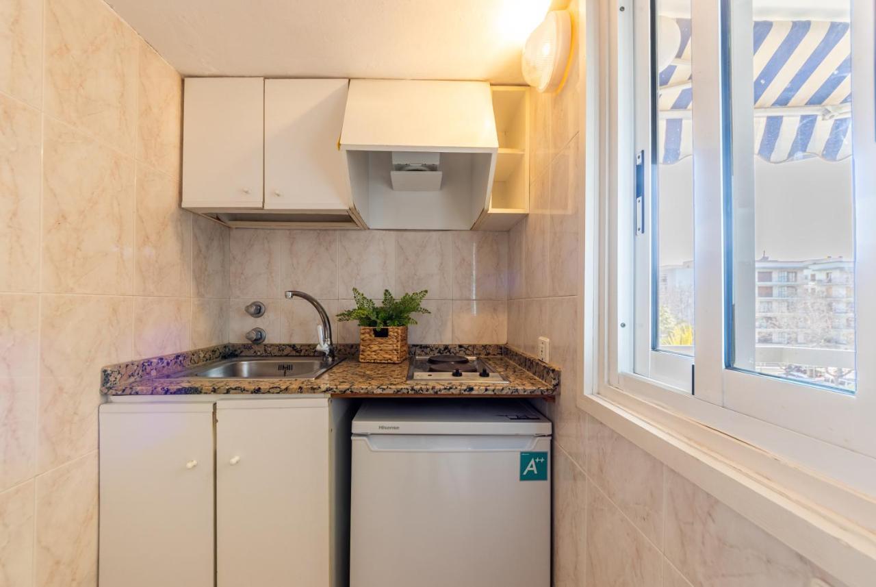 Apartamentos Alboran-Arysal Salou Ngoại thất bức ảnh