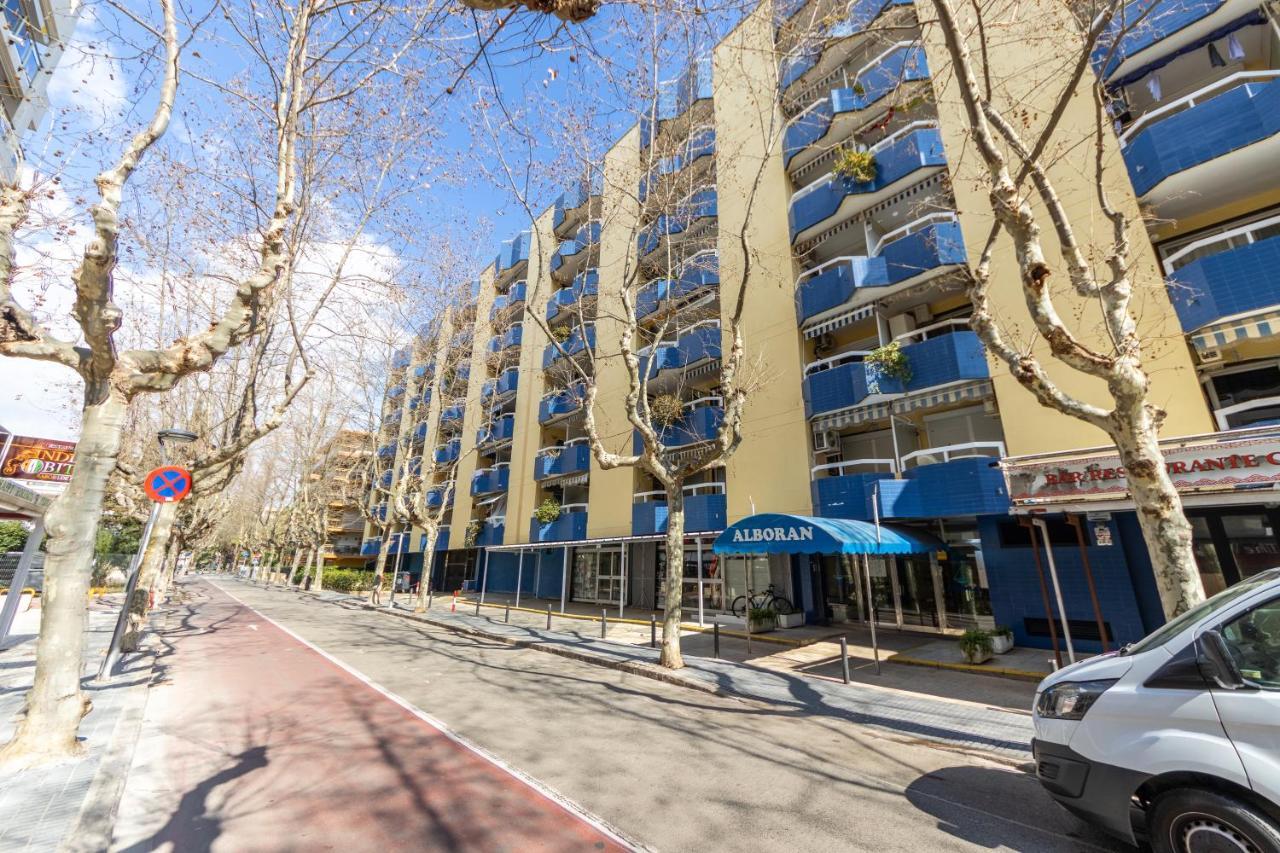 Apartamentos Alboran-Arysal Salou Ngoại thất bức ảnh