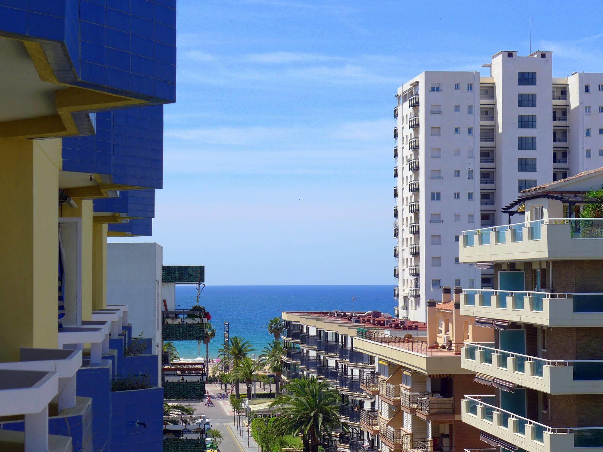 Apartamentos Alboran-Arysal Salou Ngoại thất bức ảnh