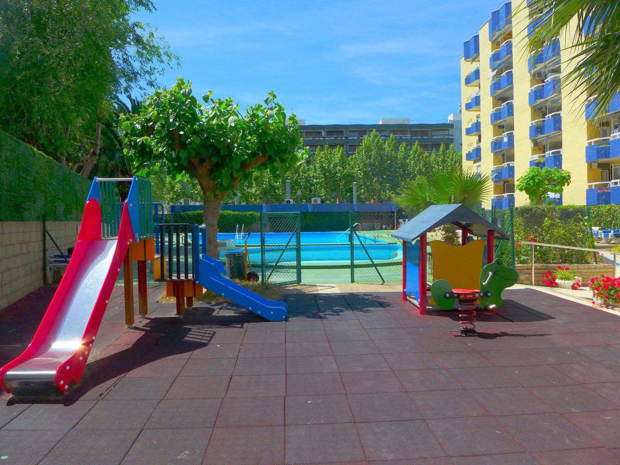 Apartamentos Alboran-Arysal Salou Ngoại thất bức ảnh
